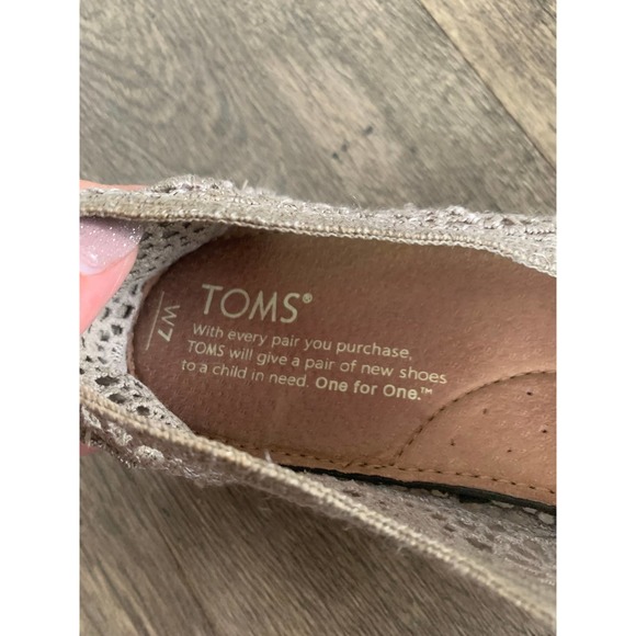 Toms Alpargata Floral Lace Slip On Flats- W7 - Picture 4 of 4